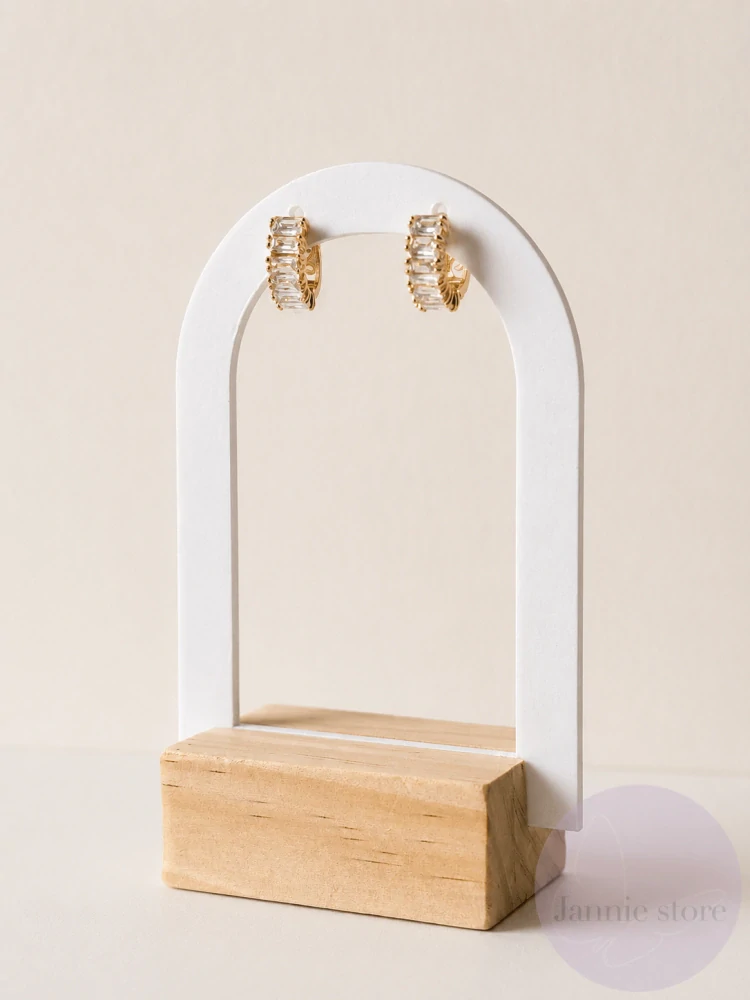 Zirconia Round Earrings