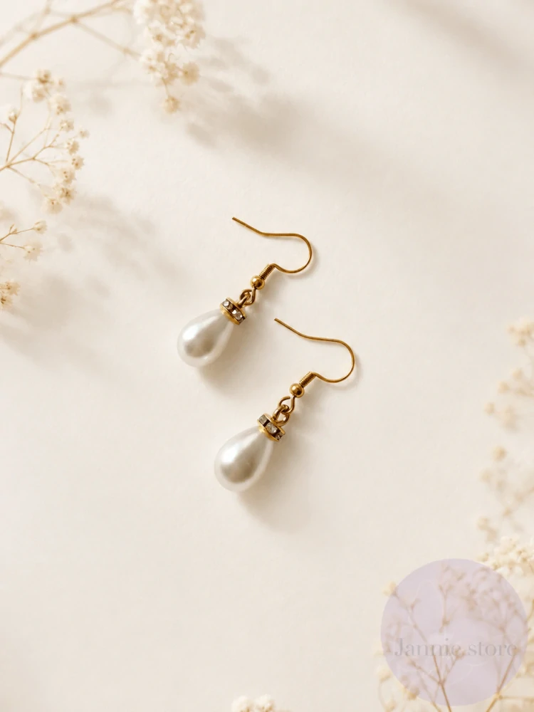 Golden Pearly Earrings