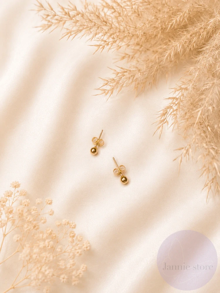 Minimalistic Dot Earrings