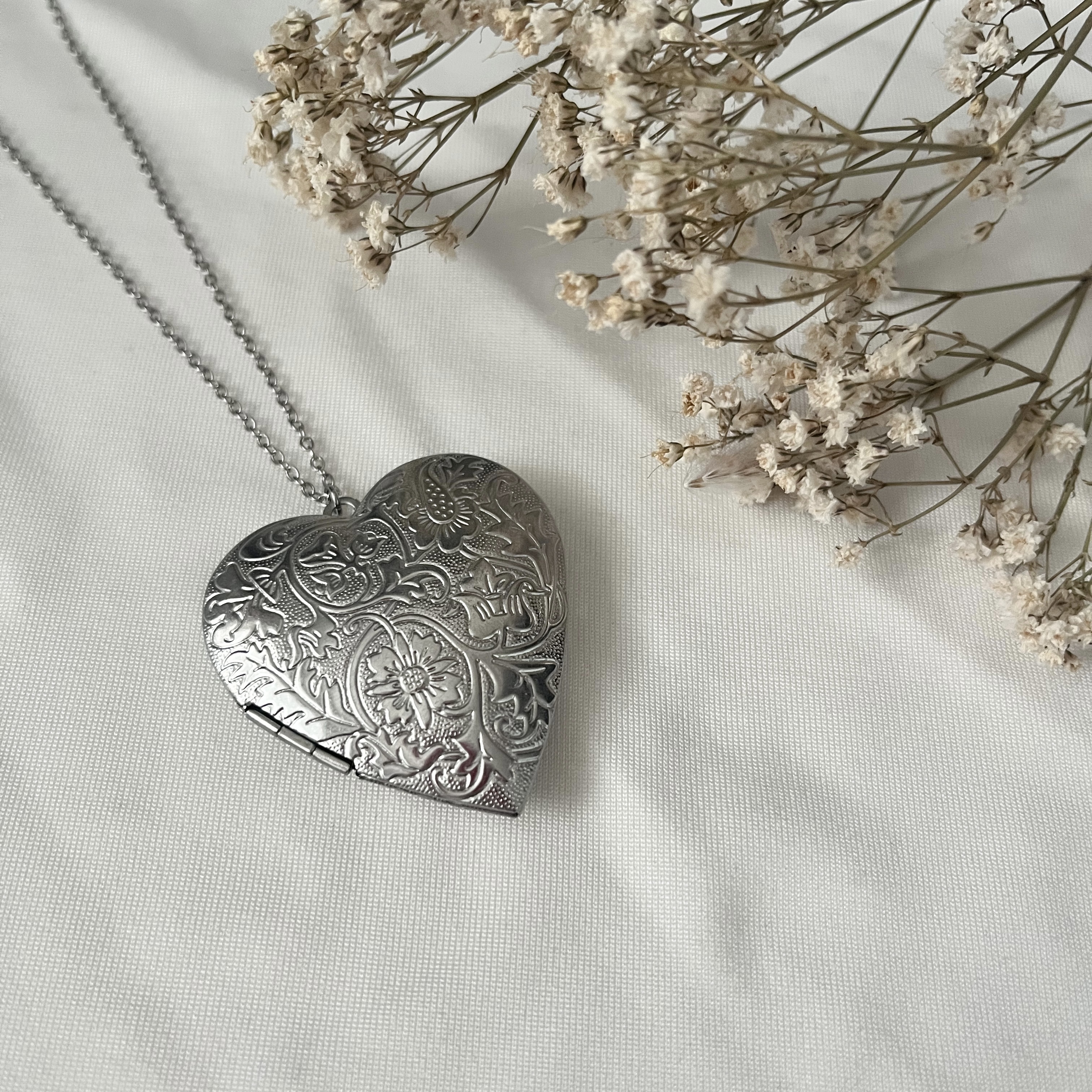 Vintage heart pendant - maxi