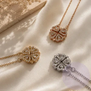 Four-leaf Clover w Big Zircon