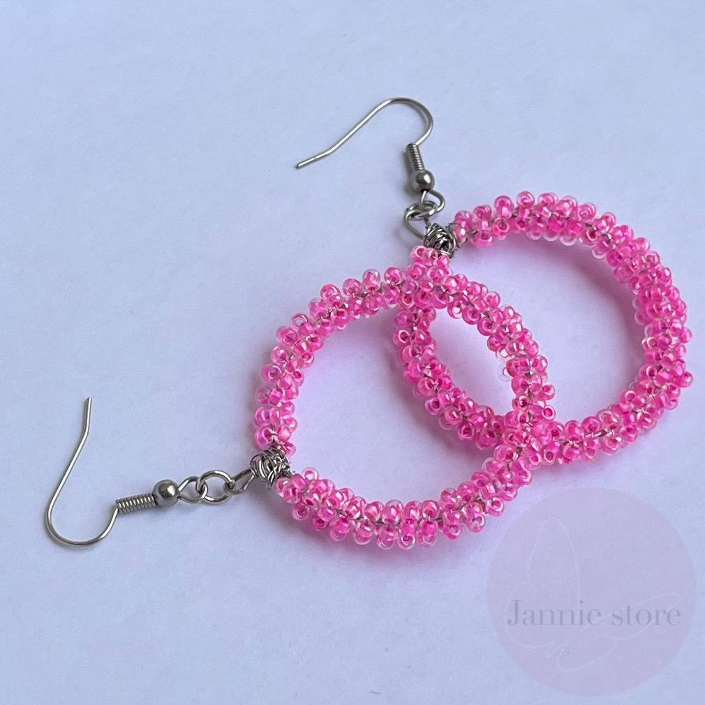 Round rings