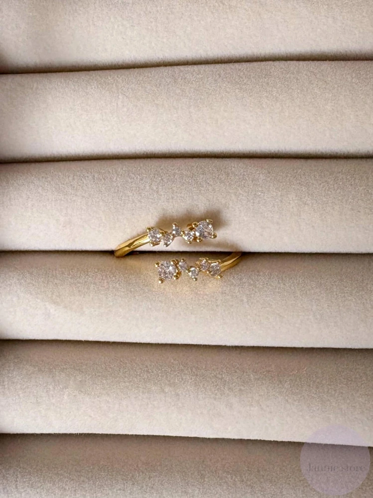 Stars Ring